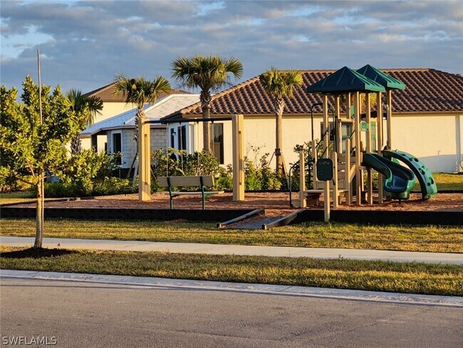 Building Photo - 5871 Cassidy Ln