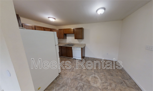 Building Photo - 19534 Midland Trl