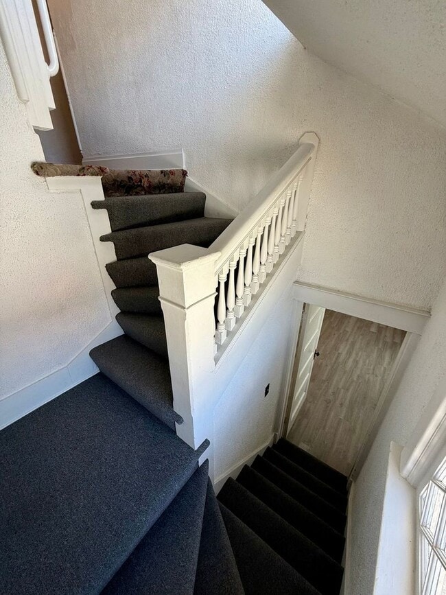 Building Photo - Charming 4-Bedroom, 2-Bath Victorian Home ...