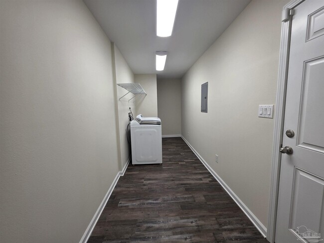 Building Photo - 1646 Ora Dr