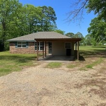Building Photo - 14105 Wembley Rd