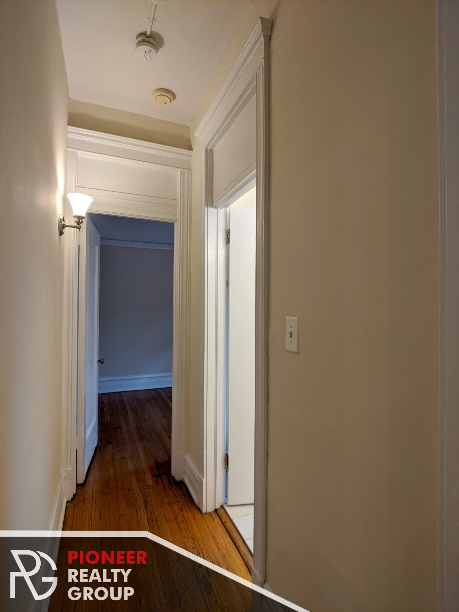 Building Photo - 1224 N Dearborn St