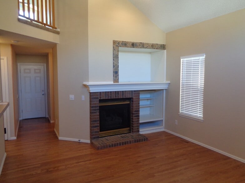 Building Photo - 17051 Numa Pl