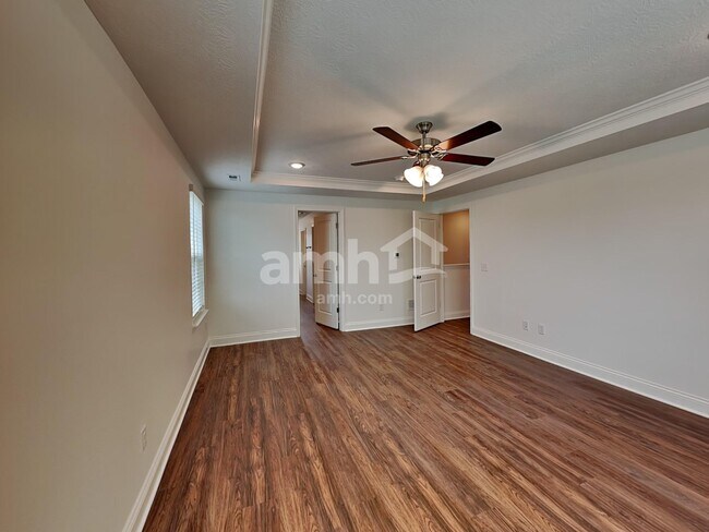 Building Photo - 8276 Northpoint Dr
