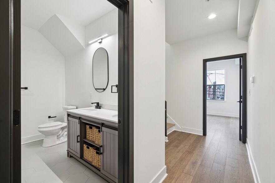 Building Photo - 3031 W Berks St