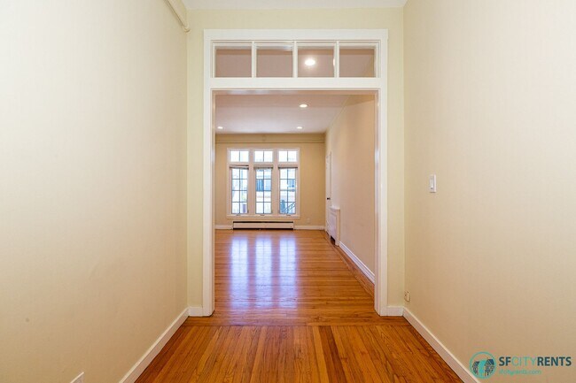 Building Photo - 152 Lone Mountain Terrace