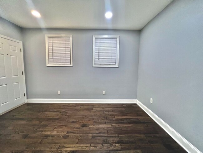 Building Photo - 1222 Missouri Ave NW