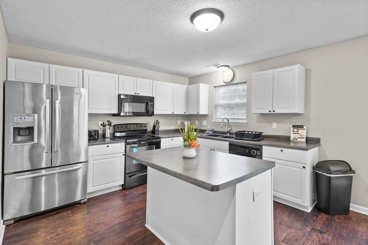Building Photo - 9928 Comb Run Ct