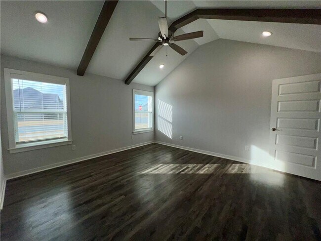 Building Photo - 331 W Taverner Xing