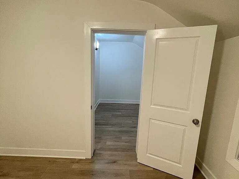 Building Photo - 269 E Woodland Rd