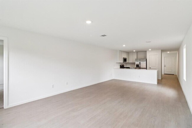 Building Photo - 28727 Texas Plns Dr