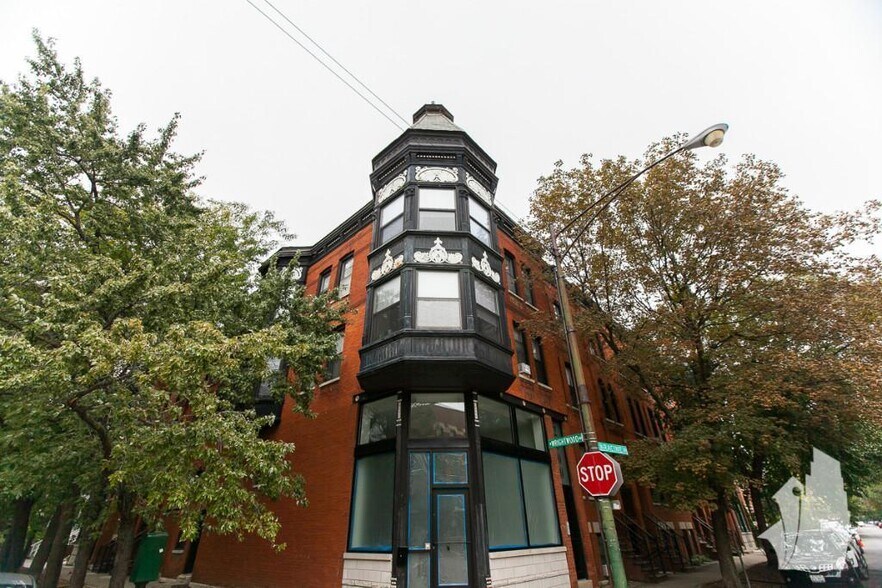Building Photo - 1208 W Wrightwood Ave