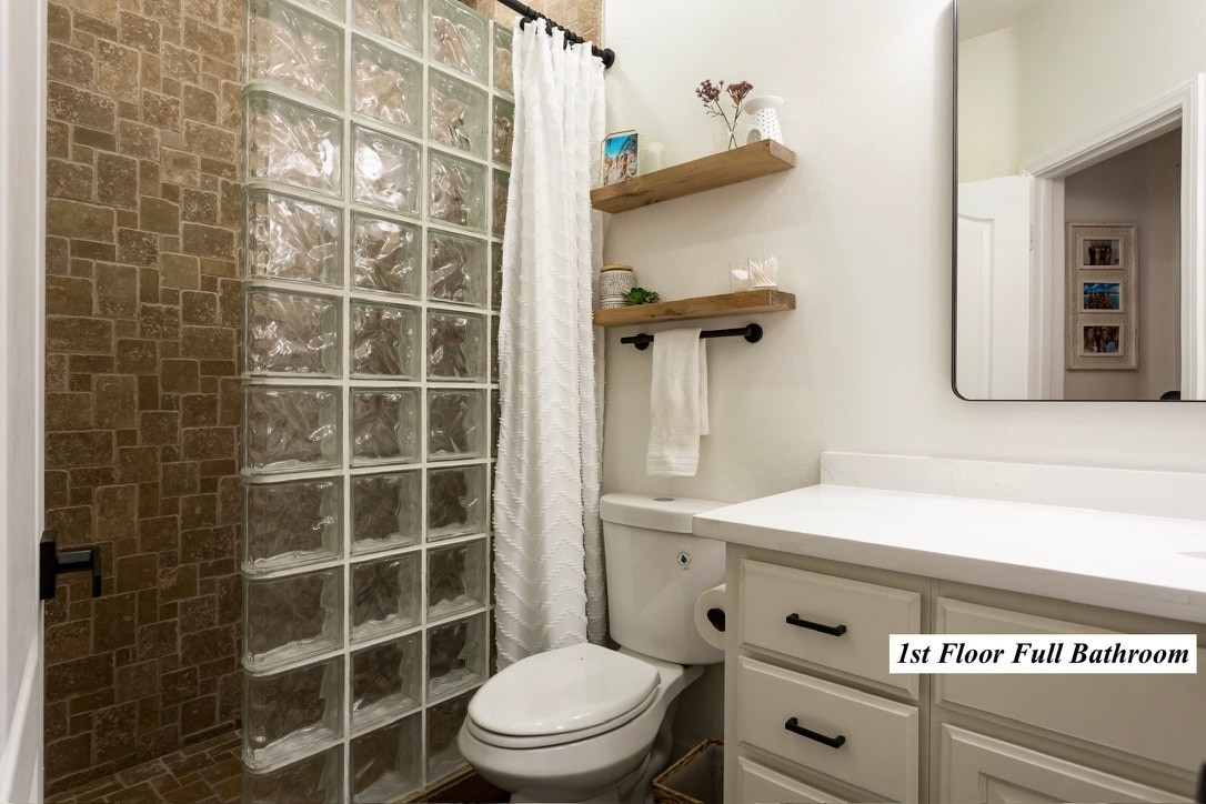 Building Photo - 919 W Lewis St