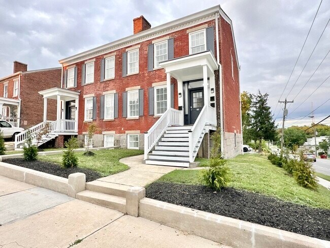 Building Photo - 31 S Jefferson St