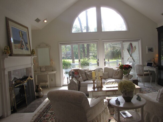 Building Photo - Sea Pines