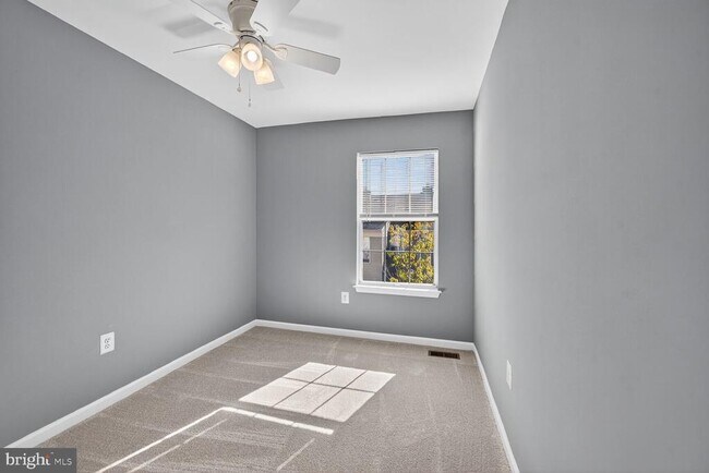 Building Photo - 13117 Kidwell Field Rd