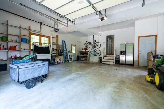 Building Photo - 88 Providence Rd