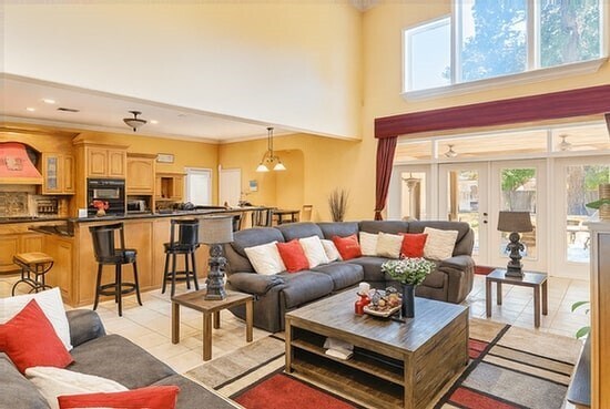 Building Photo - 20018 Pinehurst Trail Dr