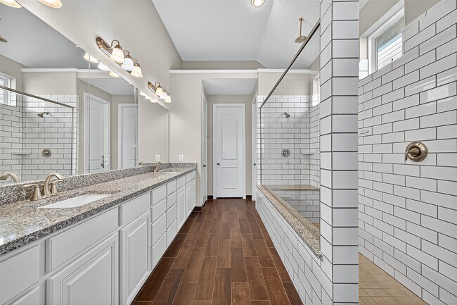 Building Photo - 24118 Cannon Anello Ct