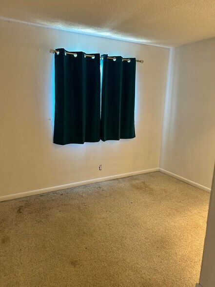 Building Photo - 3326 New South Province Blvd