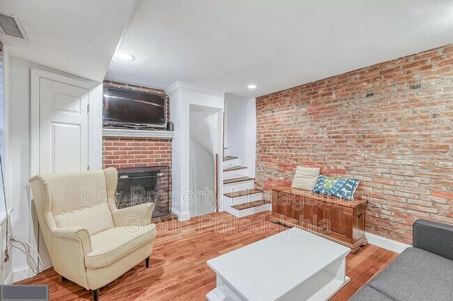 Building Photo - 813 Kater St