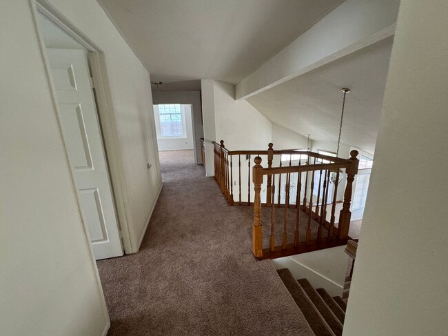 Building Photo - 10044 Rock Hill