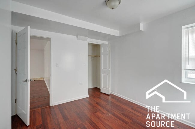 Building Photo - 2534 W Fitch Ave