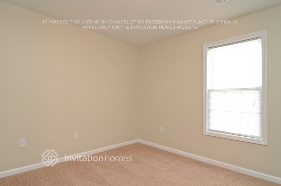 Building Photo - 295 Claremont Dr
