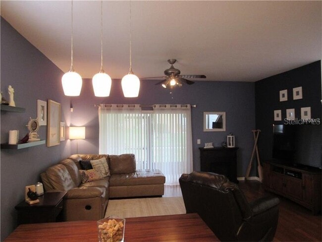 Building Photo - 1311 Twin Trees Ln