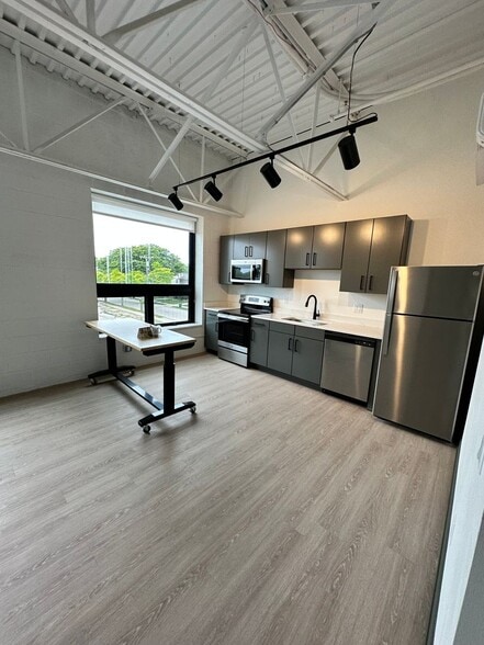 Interior Photo - Ivy Lofts