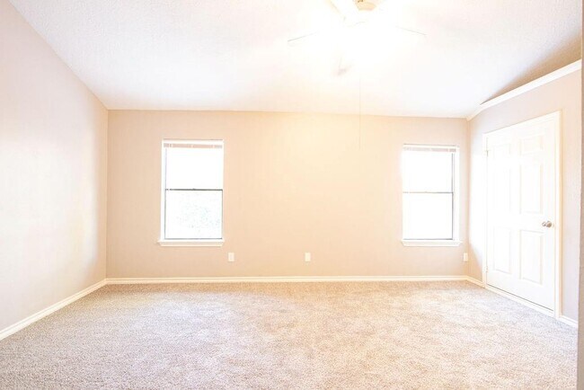 Building Photo - 1011 Hamblen Rd