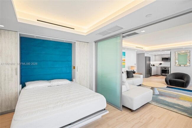 Building Photo - 2401 Collins Ave