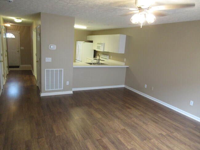 Building Photo - Donahue Crossing Condo #2003
