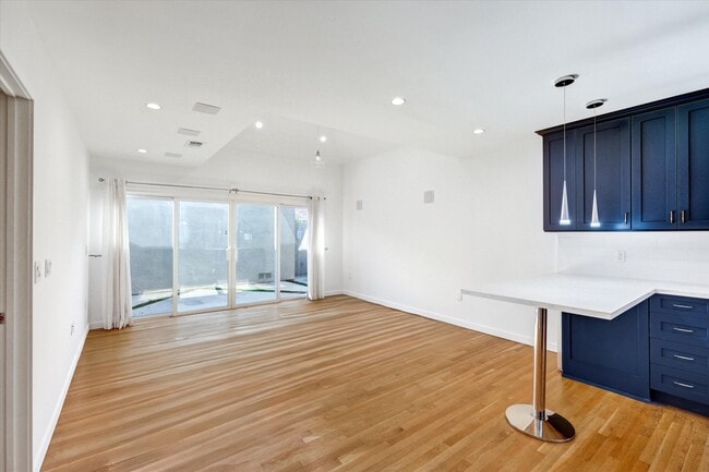 Building Photo - 5400 82nd W St