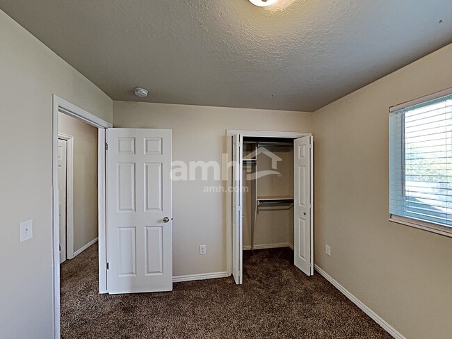 Building Photo - 2056 N 850 W
