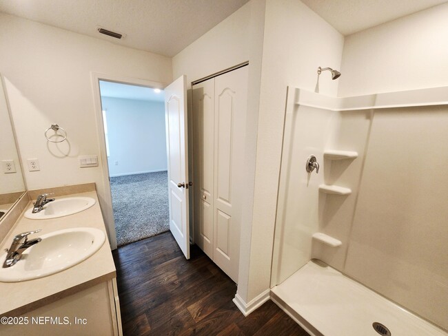 Building Photo - 12707 European Beech Rd