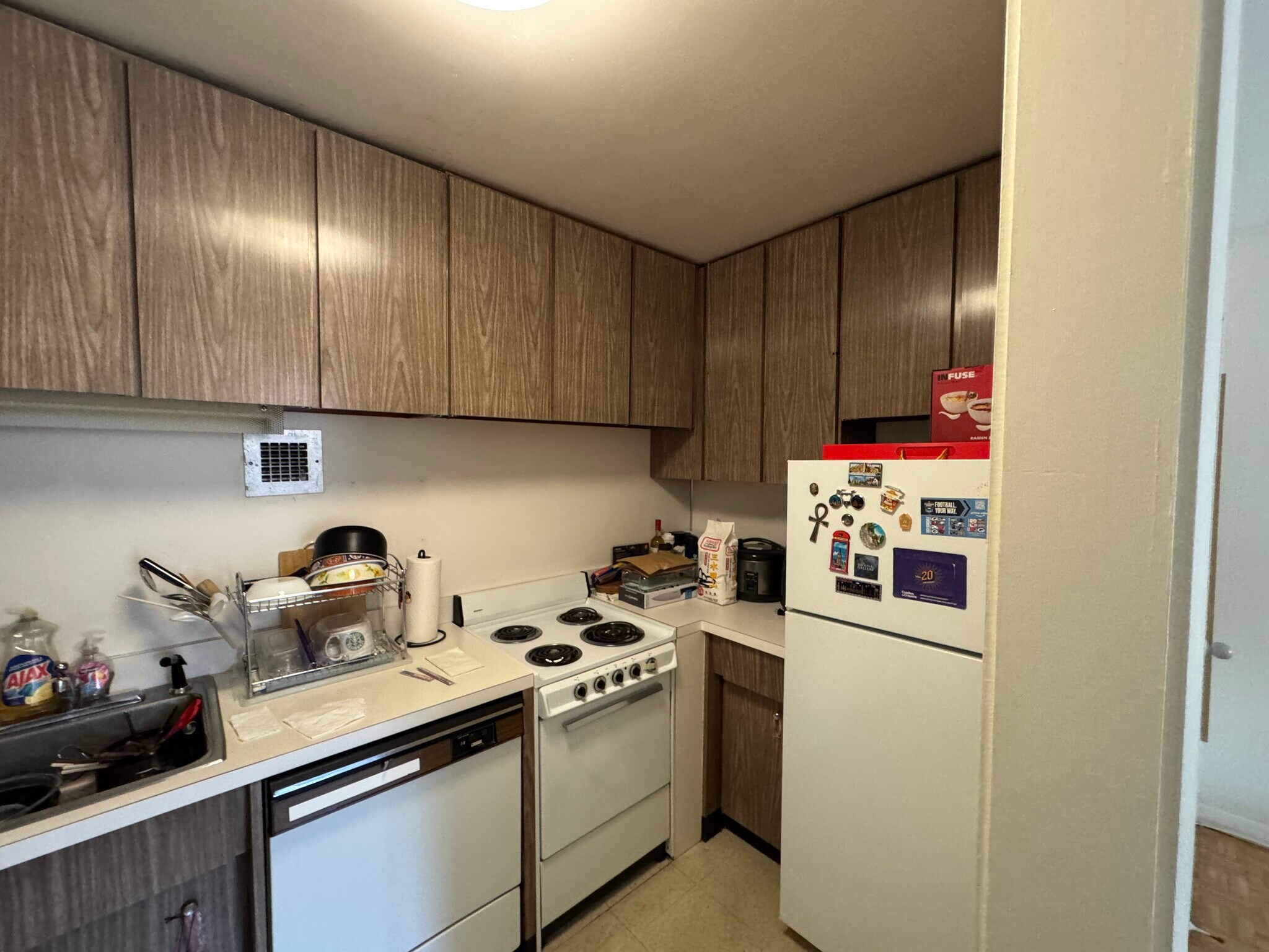 Building Photo - 165 Chiswick Rd