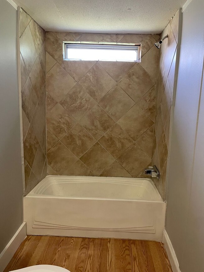 Building Photo - 3 Bed, 2 Bath Mobile Home in Sanford NC