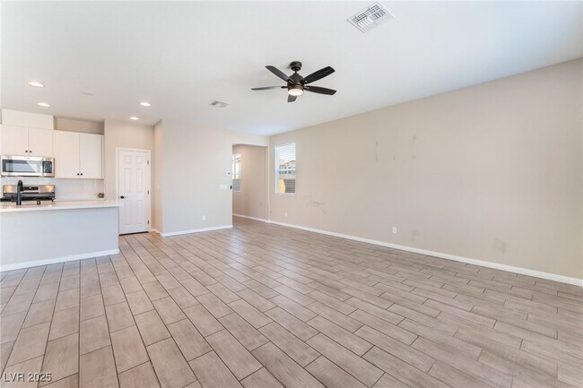 Building Photo - 4540 Anspach St