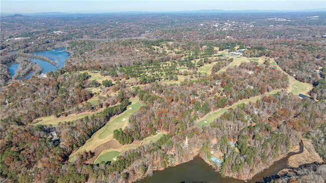 Building Photo - 1012 Madeline Ln