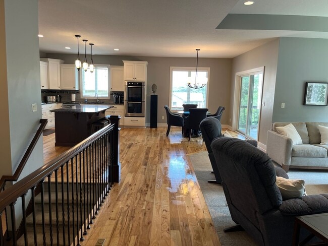 Building Photo - Rochester's Finest Guest Home