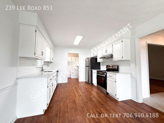 Building Photo - 239 Lee Road 851