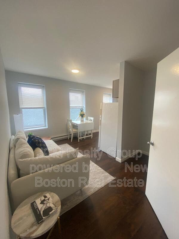 Building Photo - 56 Johnson St