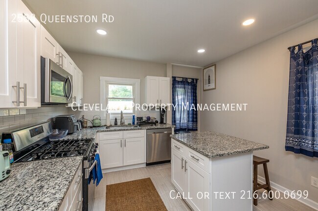 Building Photo - 2588 Queenston Rd