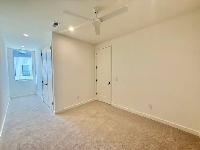 Building Photo - 1304 Chamblee Hl Ct
