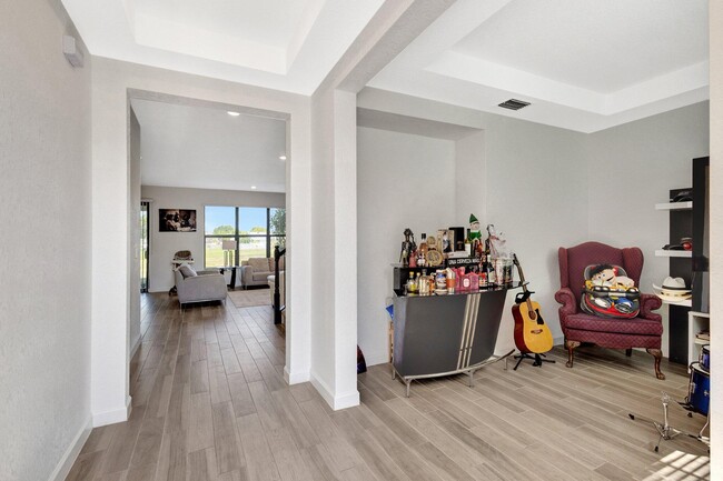 Building Photo - 3244 Dunning Dr