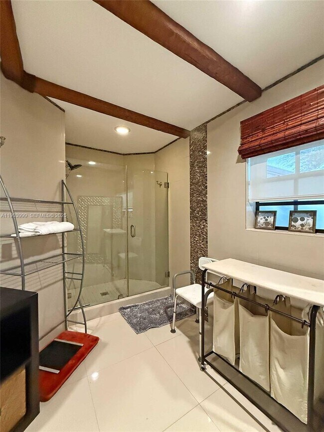 Building Photo - 9318 NW 50th Doral Cir S