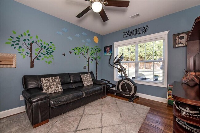 Building Photo - 1504 Belfaire Lake Tr