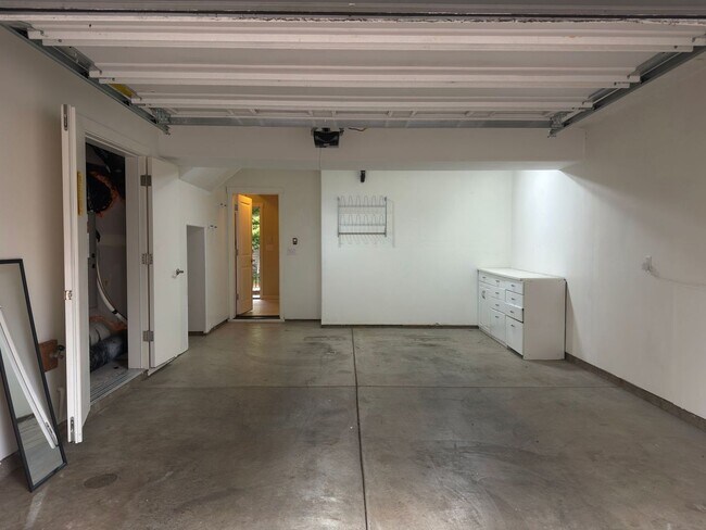 Building Photo - 28521 SW Orleans Ave