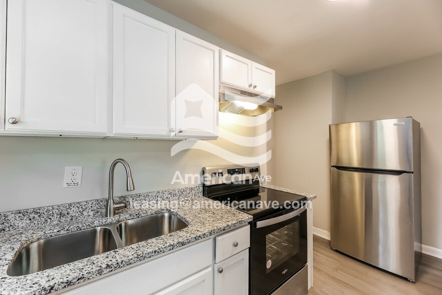 Building Photo - 276 Caulder Cir